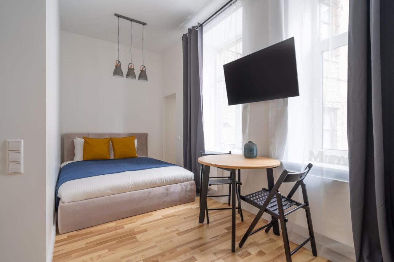 Lacplesa24 - Modern Studios In Riga City Center Екстер'єр фото