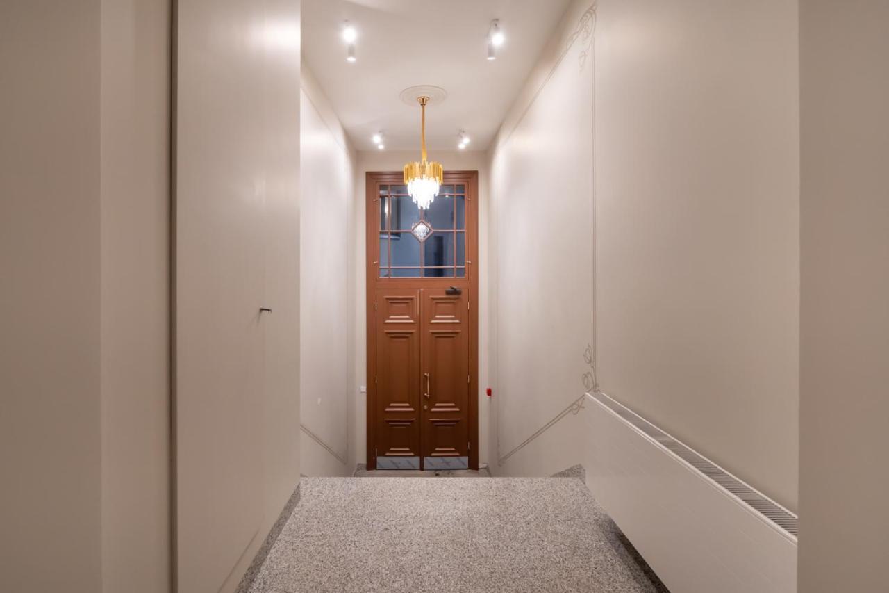 Lacplesa24 - Modern Studios In Riga City Center Екстер'єр фото