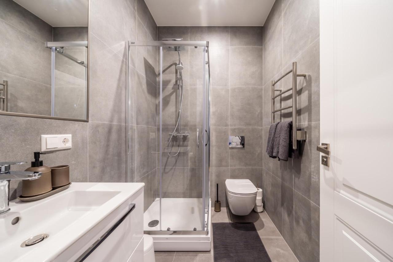 Lacplesa24 - Modern Studios In Riga City Center Екстер'єр фото